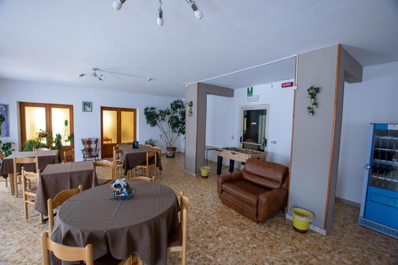 Casa Per Ferie Beatorosaz Hotel Cesana Torinese Exterior photo
