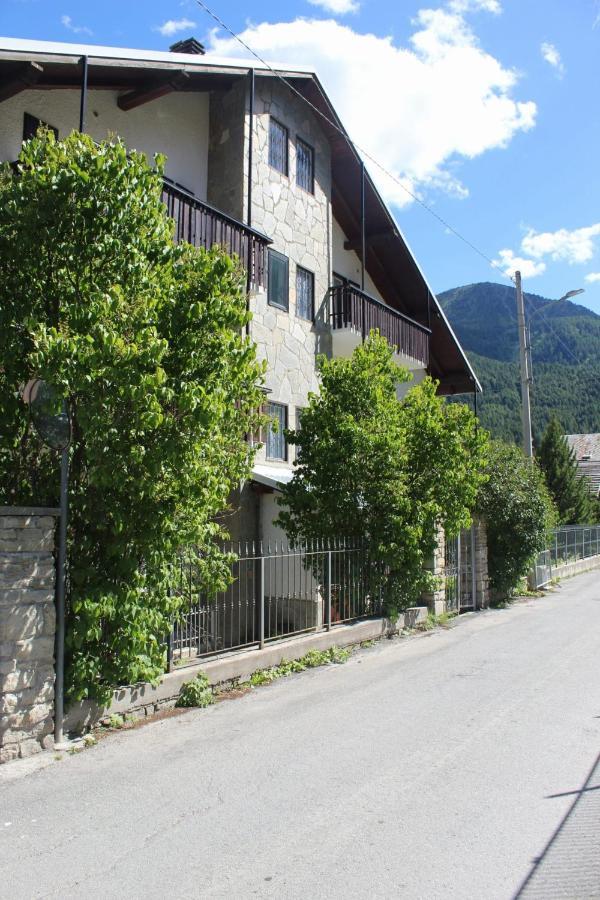 Casa Per Ferie Beatorosaz Hotel Cesana Torinese Exterior photo