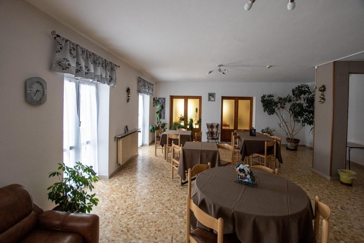 Casa Per Ferie Beatorosaz Hotel Cesana Torinese Exterior photo